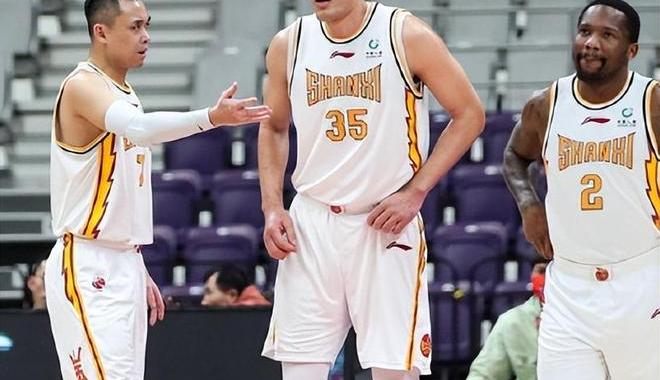 旺财28-关于山东男篮内部会议纪要流出：集结日更衣室发声，世预赛使命明确，控场能力成焦点的信息