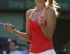 旺财28-关于莎拉波娃连续三场比赛得分超过势不可挡，巴塞罗那挑战极限！的信息