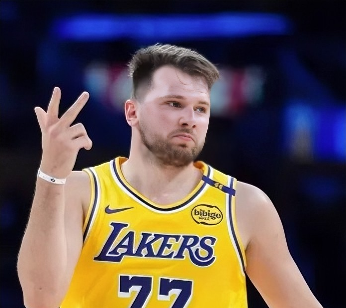 旺财28娱乐-包含东契奇赛事官方发布回归赛场新规，独行侠争议不断！的词条