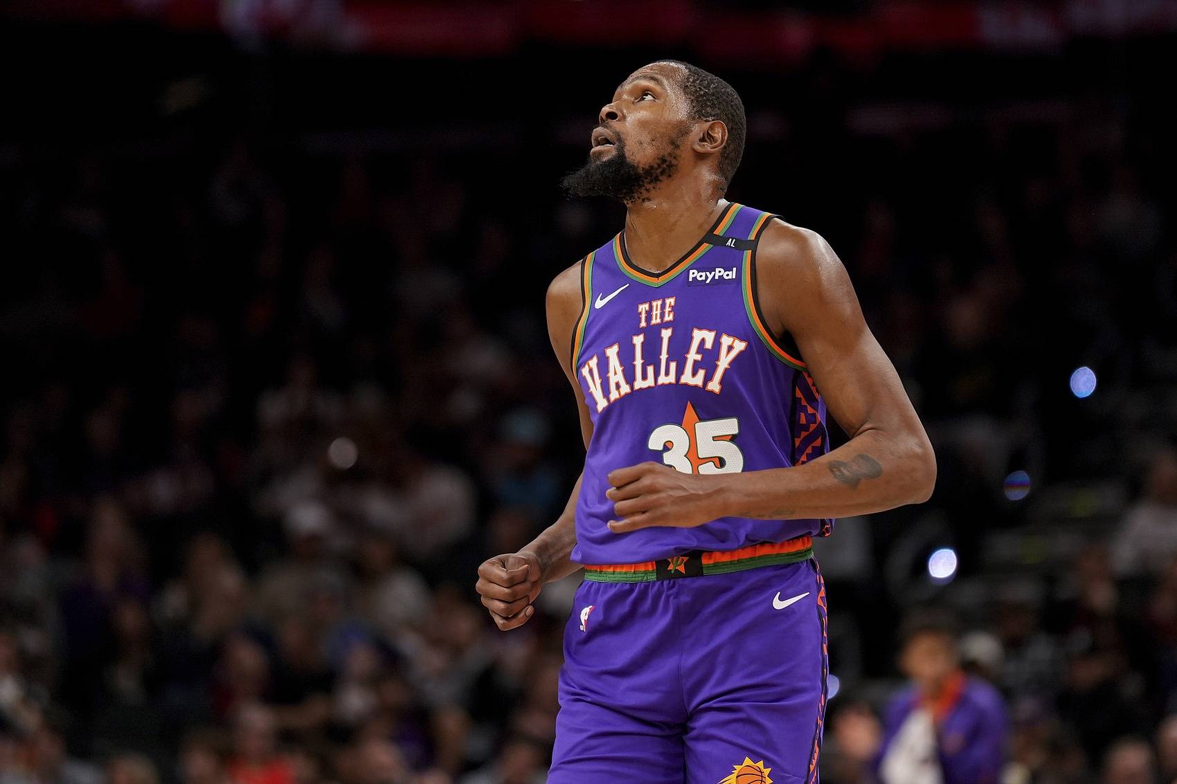 旺财28娱乐-杜兰特新星出色防守表现惊艳,FPX未来可期!的简单介绍